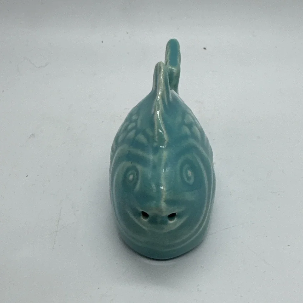 Chicken Of The Sea Salt Or Pepper Shaker Turquoise Blue